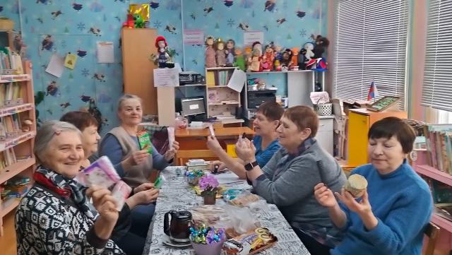 Весенние посиделки в Алексеевской библиотеке