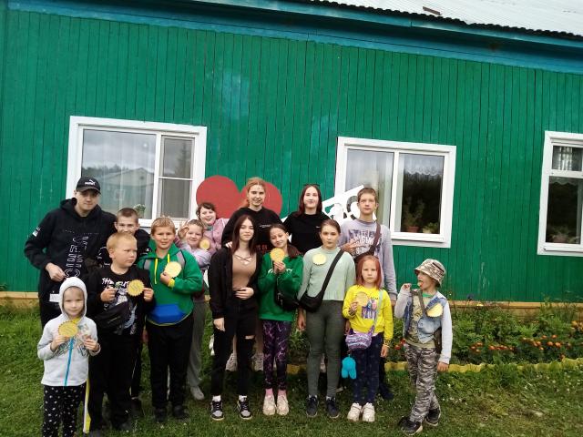 Квест-игра &laquo;Я эту землю Родиной зову&raquo; в Комаровской библиотеке