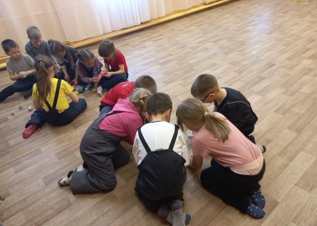 День резиновых галош